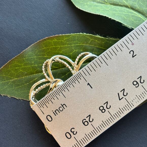 Vintage Sarah Coventry "Fleurette" Gold Tone Floral Swirl Brooch - Picture 5 of 5